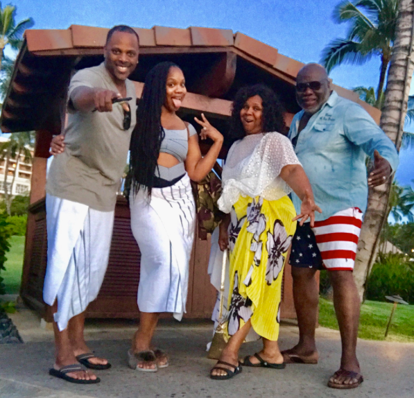 T.D. Jakes And Wife Enjoy An Anniversary Vacation With Daughter Sarah and Son-In-Law Touré Roberts
